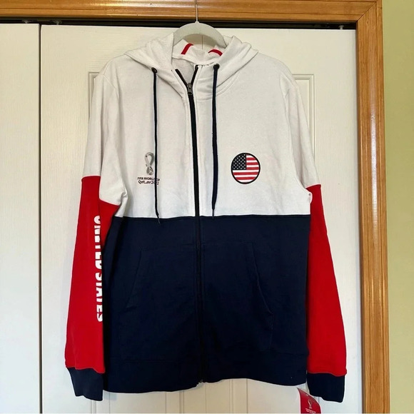 FIFA World Cup Qatar 2022 Sweatshirt, Hoodie Men’s Size XL - Picture 1 of 8